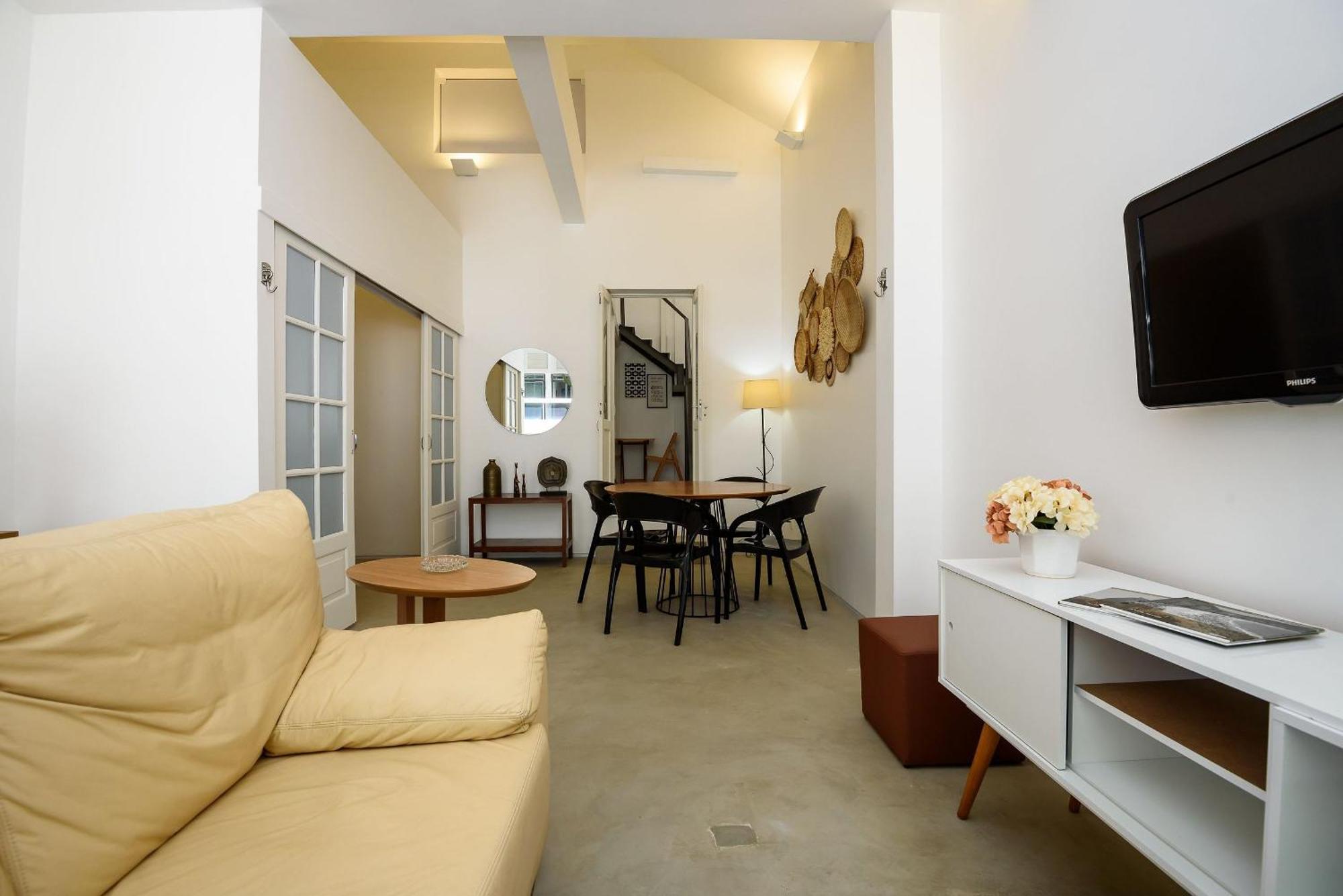 Apartamento 2qtos C/vista Mar Lateral A 40m Da | Txm 21s Rio de Janeiro